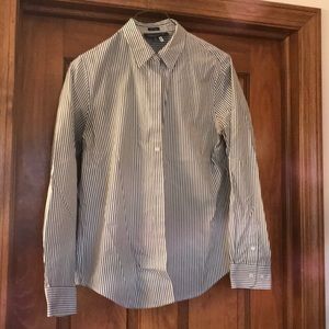 Jones of New York Petite Black and White Oxford